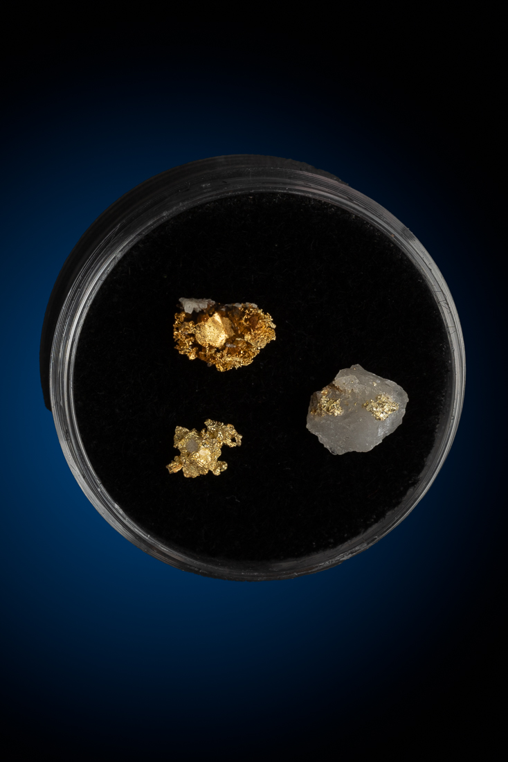 (image for) Three Unique Gold in Quartz Specimens - NV - 0.55 grams